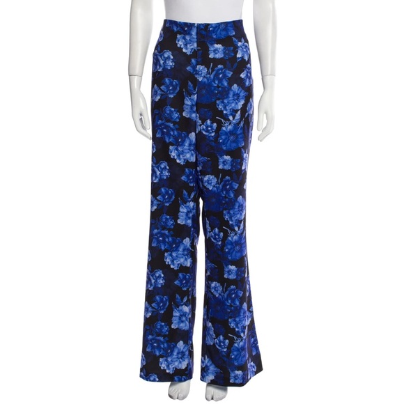 Alice + Olivia Black and Blue Floral Design - Picture 1 of 3